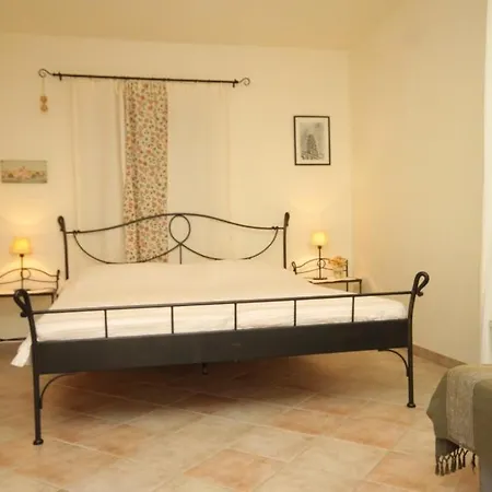 Apartamento Holiday Apartments Komiza, Vis - 2916 Vis