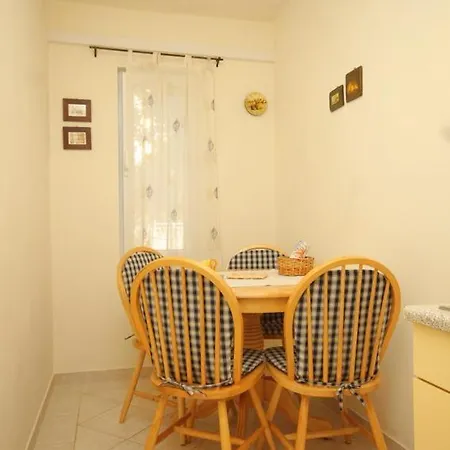 Holiday Apartments Komiza, Vis - 2916 Apartamento *