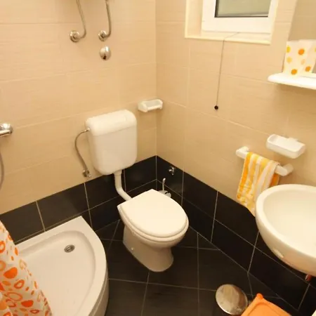 Holiday Apartments Komiza, Vis - 2916 Apartamento *